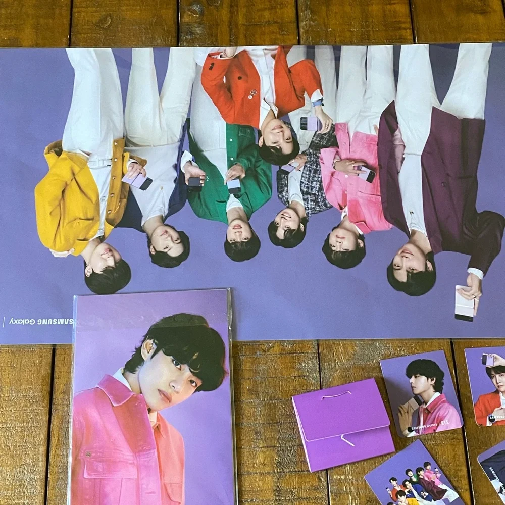 NEW BTS PÓSTER AND FOTO SET